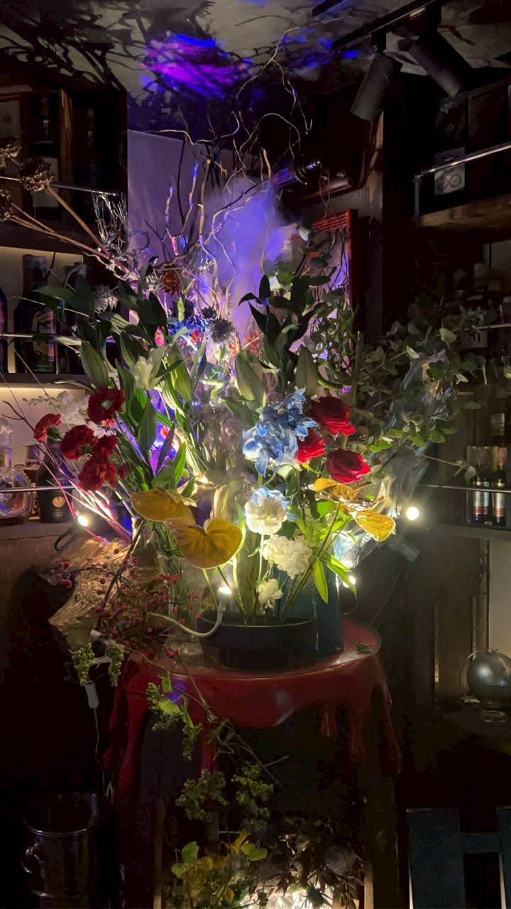 店内の花飾り
